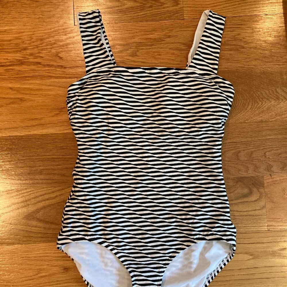 Hermoza Swimsuit - NEW!